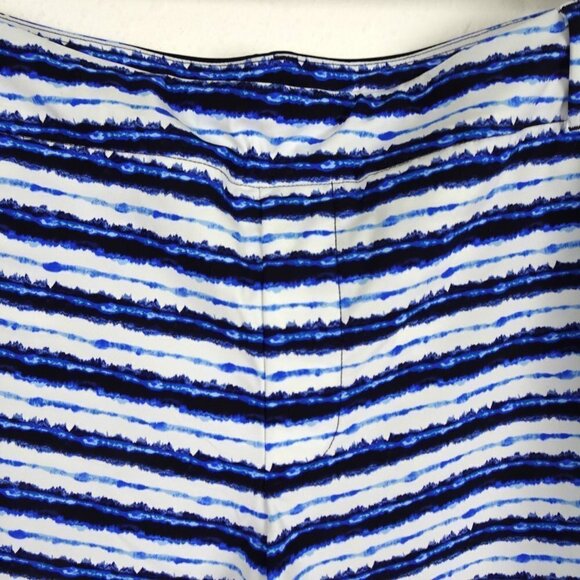 Spanx Sunshine Shorts Women's Size XL Blue White Stripe Pull On Slimming - Picture 2 of 8